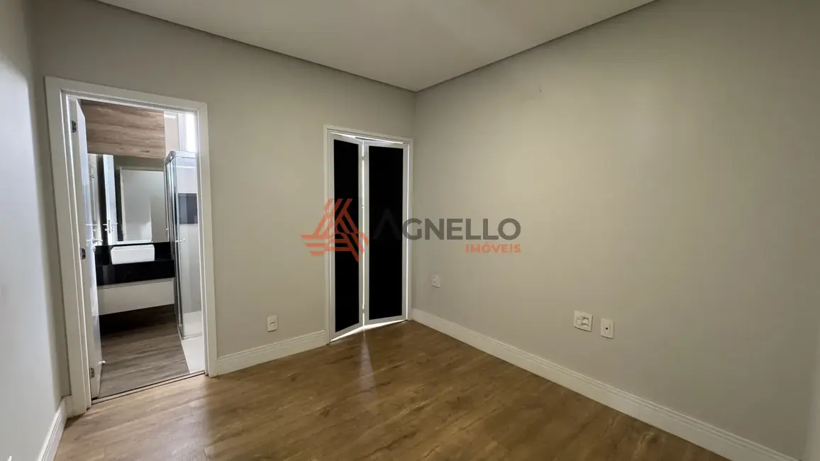 Foto 8 de Apartamento com 3 quartos à venda, 161m2 em Jardim Santana, Franca - SP