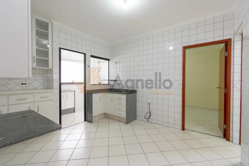 Foto 2 de Apartamento com 1 quarto para alugar, 44m2 em São José, Franca - SP