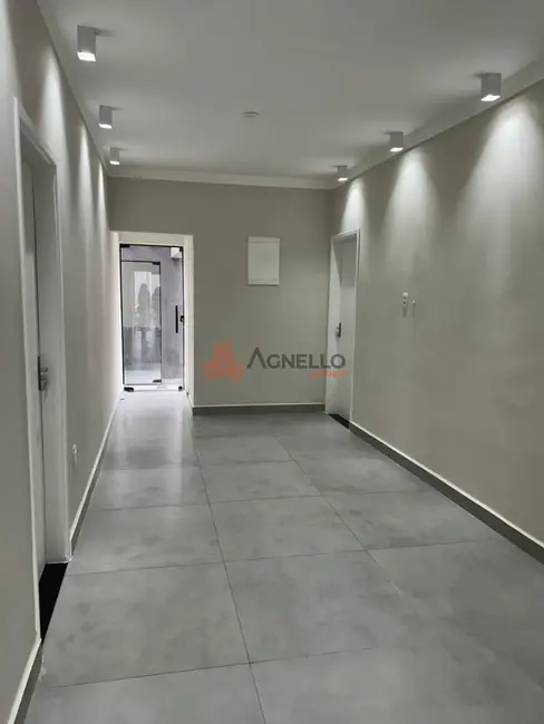 Foto 1 de Prédio Inteiro à venda, 72m2 em São José, Franca - SP