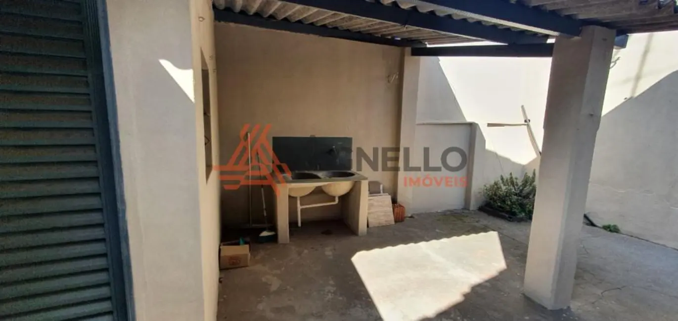 Casa com 3 quartos à venda, 114m2 em Centro, Franca - SP - imagem 8 Foto 8 de Casa com 3 quartos à venda, 114m2 em Centro, Franca - SP