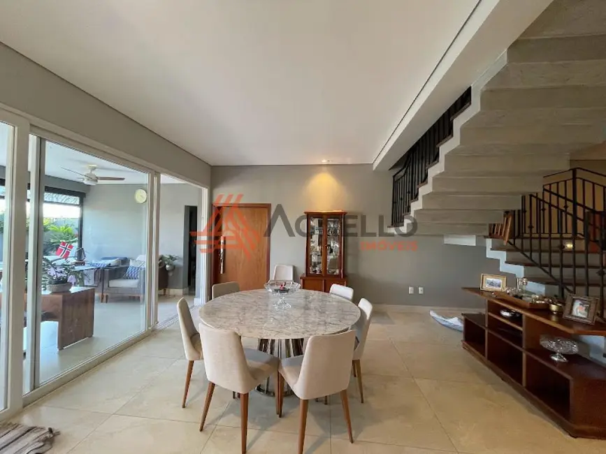 Foto 4 de Casa de Condomínio com 4 quartos à venda, 416m2 em Villa Toscana, Franca - SP