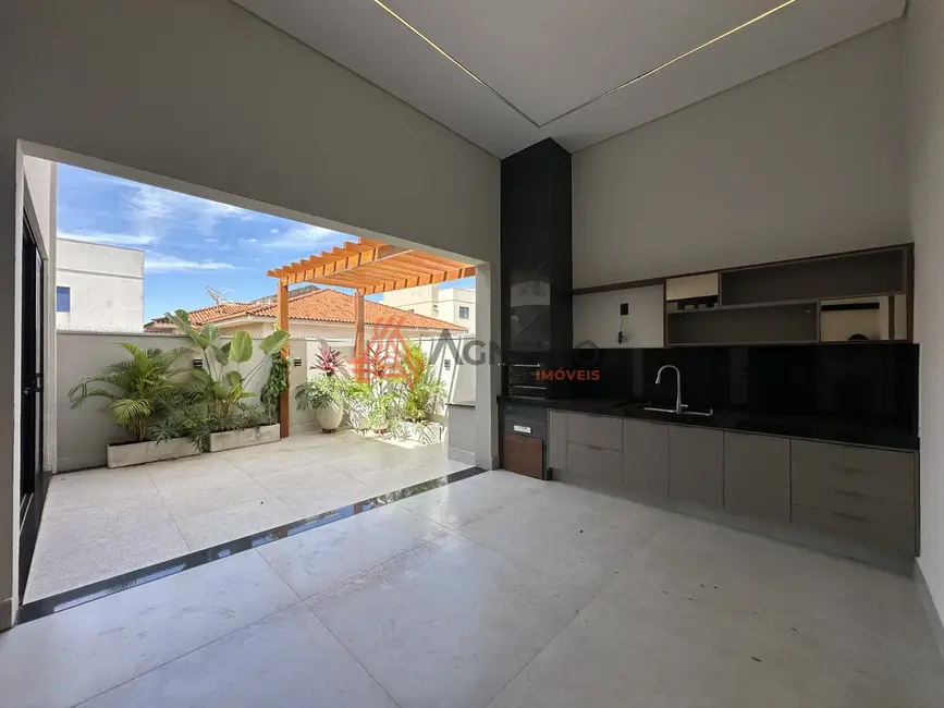 Foto 1 de Casa com 3 quartos à venda, 245m2 em Jardim Consolação, Franca - SP