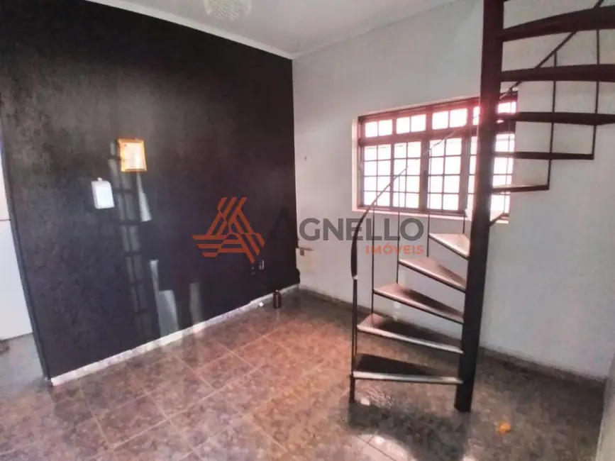 Armazém / Galpão à venda, 165m2 em Vila São Sebastião, Franca - SP - imagem 5 Foto 5 de Armazém / Galpão à venda, 165m2 em Vila São Sebastião, Franca - SP