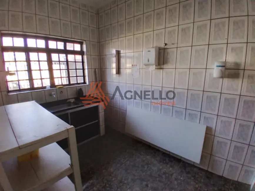 Armazém / Galpão à venda, 165m2 em Vila São Sebastião, Franca - SP - imagem 4 Foto 4 de Armazém / Galpão à venda, 165m2 em Vila São Sebastião, Franca - SP