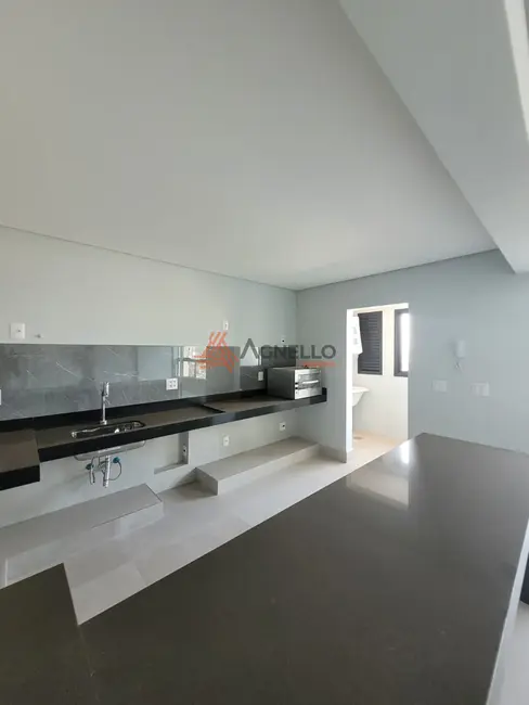 Apartamento com 3 quartos à venda, 127m2 em Centro, Franca - SP - imagem 7 Foto 7 de Apartamento com 3 quartos à venda, 127m2 em Centro, Franca - SP