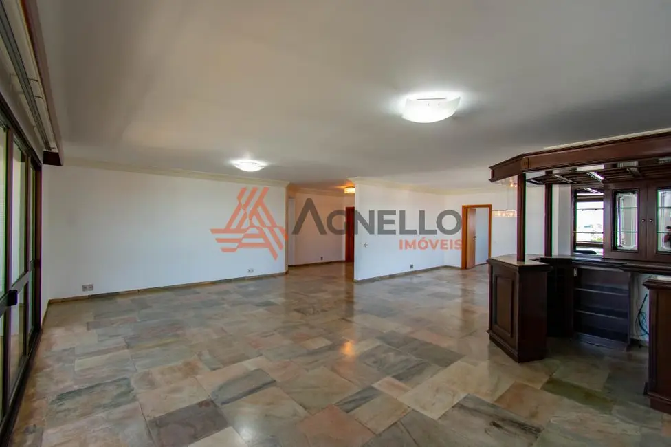 Foto 2 de Apartamento com 4 quartos à venda, 450m2 em Centro, Franca - SP