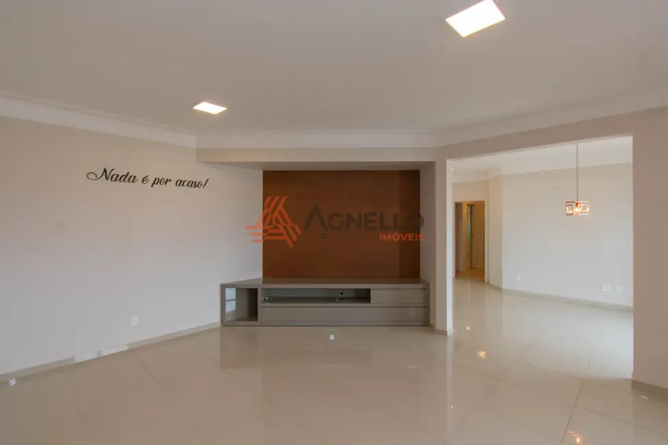 Foto 4 de Apartamento com 3 quartos à venda, 303m2 em Centro, Franca - SP