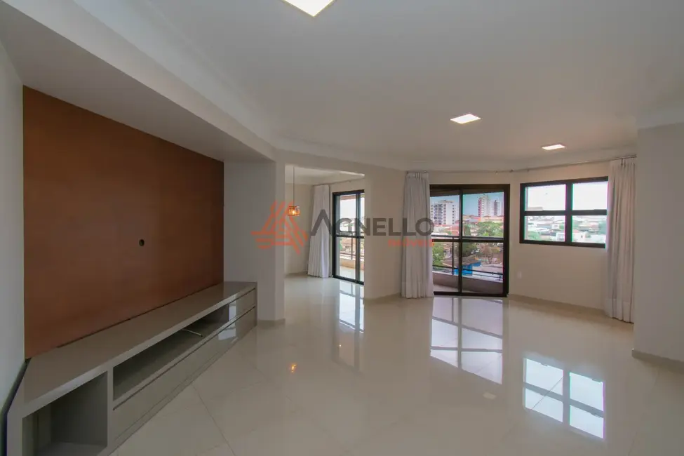 Foto 5 de Apartamento com 3 quartos à venda, 303m2 em Centro, Franca - SP