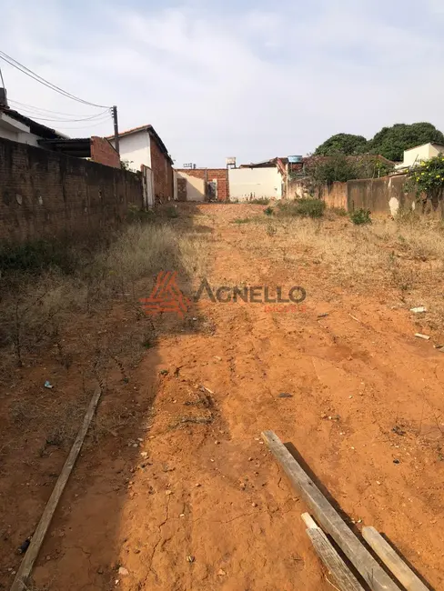 Foto 1 de Terreno / Lote à venda, 500m2 em Vila Aparecida, Franca - SP