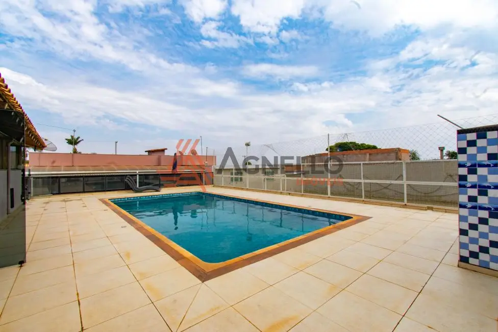 Foto 1 de Fazenda / Haras com 3 quartos à venda, 630m2 em Cristais Paulista - SP