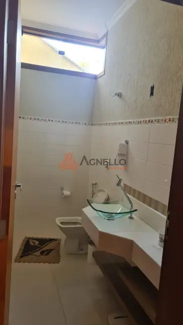 Foto 3 de Casa com 3 quartos à venda, 201m2 em Jardim Califórnia, Franca - SP