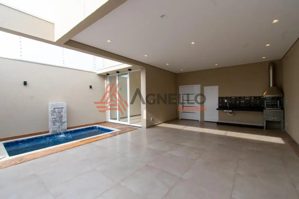 Casa com 3 quartos à venda, 136m2 em Esplanada Primo Meneghetti II, Franca - SP - imagem 1 Foto 1 de Casa com 3 quartos à venda, 136m2 em Esplanada Primo Meneghetti II, Franca - SP