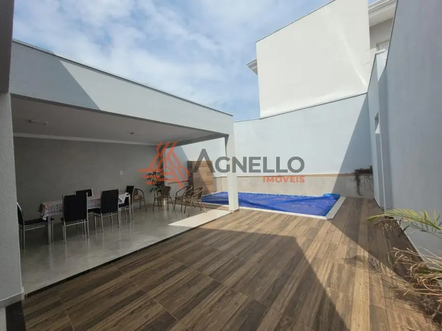 Foto 2 de Casa com 3 quartos à venda, 180m2 em Centro, Franca - SP