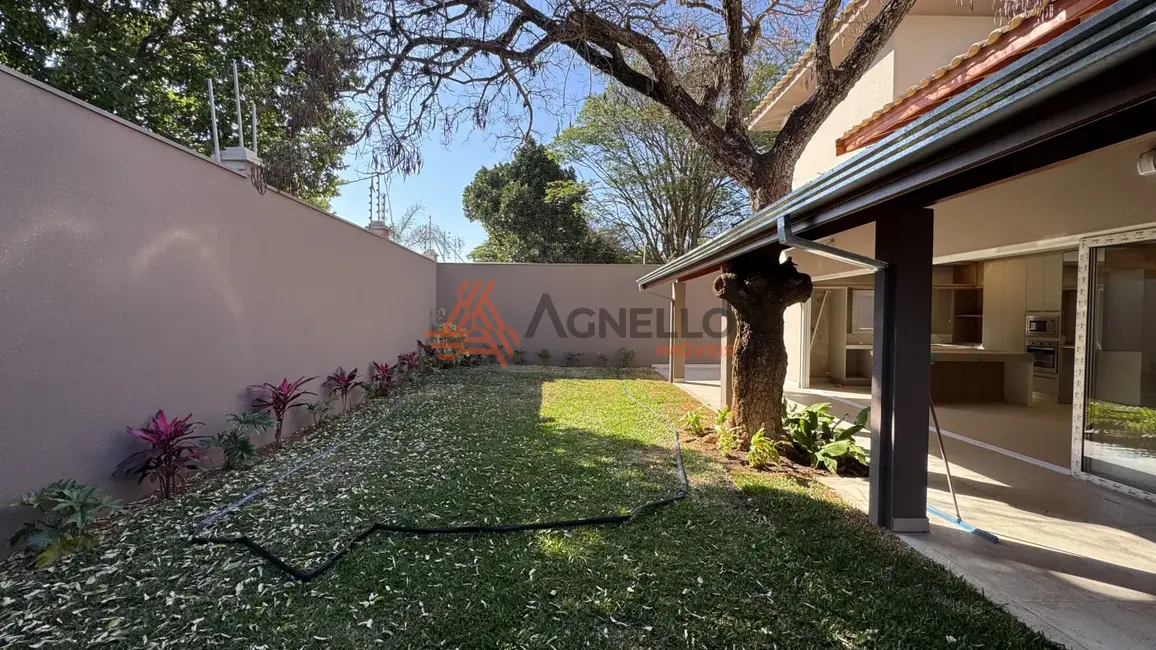 Foto 5 de Casa de Condomínio com 3 quartos à venda, 256m2 em Jardim Noêmia, Franca - SP