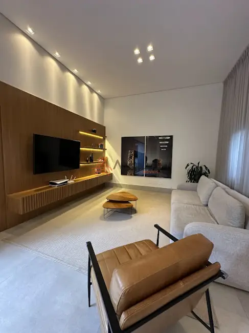 Foto 1 de Casa de Condomínio com 3 quartos à venda, 199m2 em Franca - SP