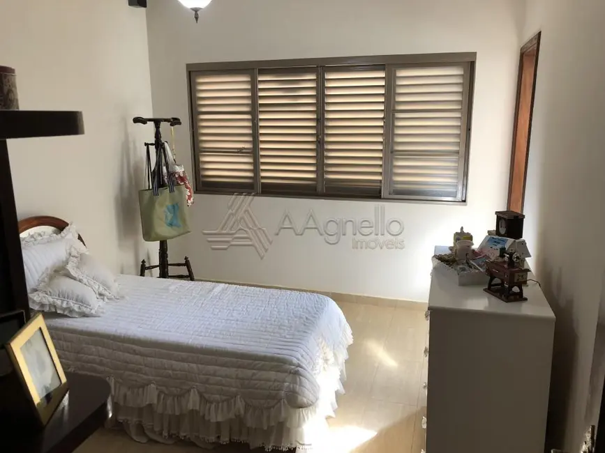 Foto 5 de Casa de Condomínio com 4 quartos à venda, 386m2 em Morada do Verde, Franca - SP