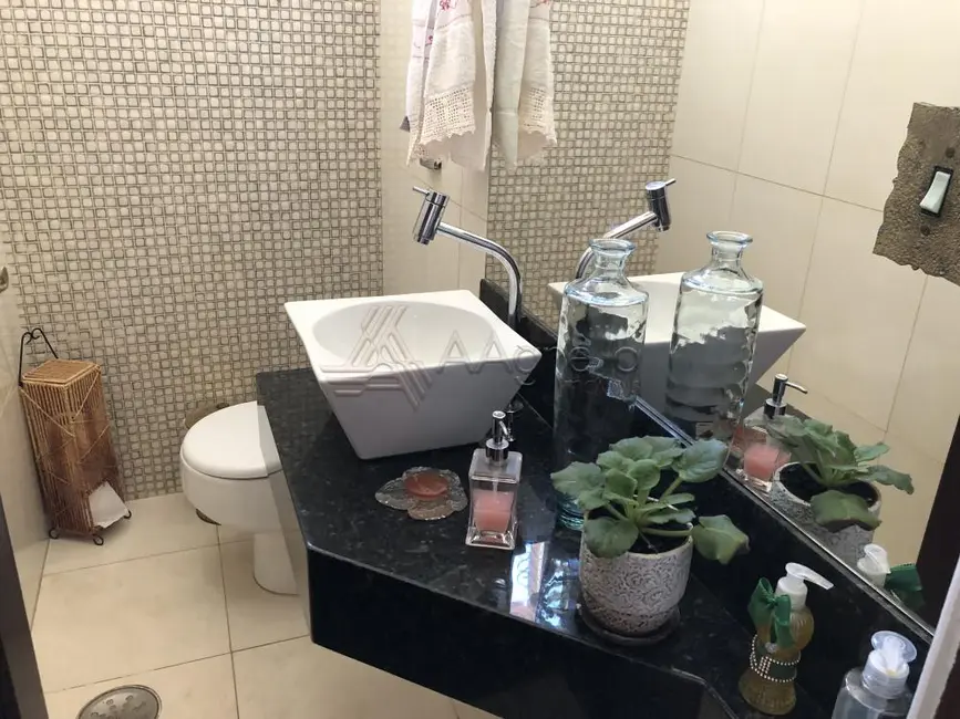 Foto 2 de Casa de Condomínio com 4 quartos à venda, 386m2 em Morada do Verde, Franca - SP