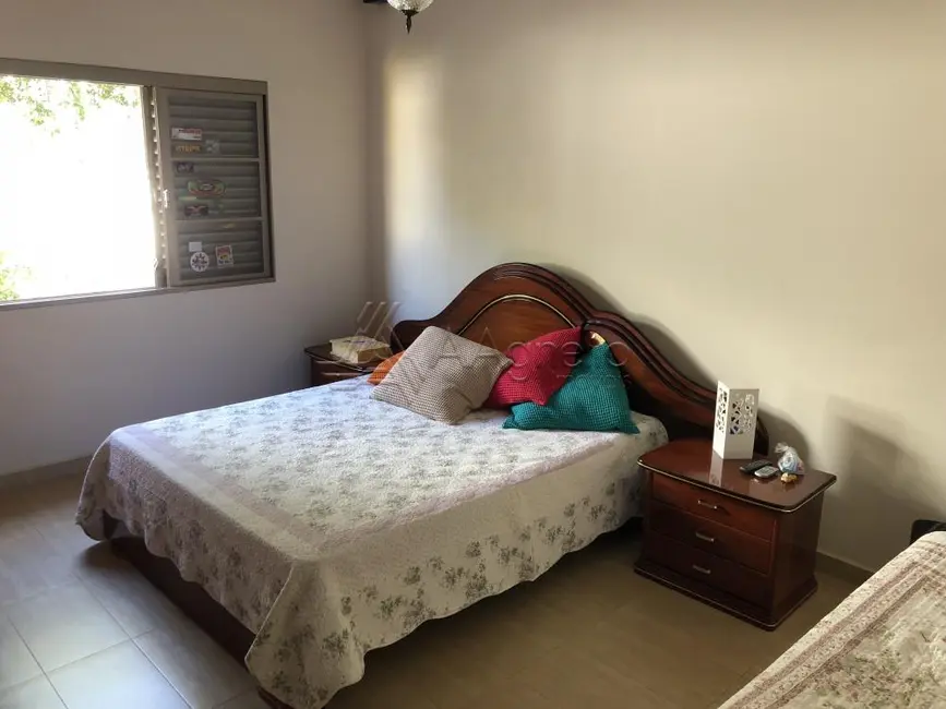 Foto 6 de Casa de Condomínio com 4 quartos à venda, 386m2 em Morada do Verde, Franca - SP