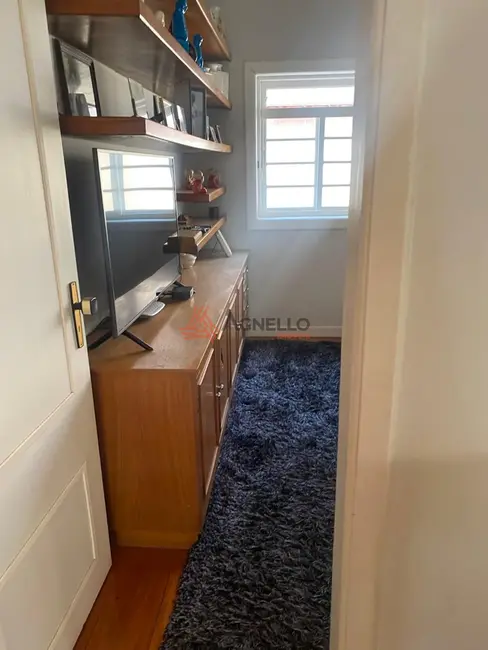 Foto 8 de Casa com 4 quartos à venda, 376m2 em Vila Champagnat, Franca - SP