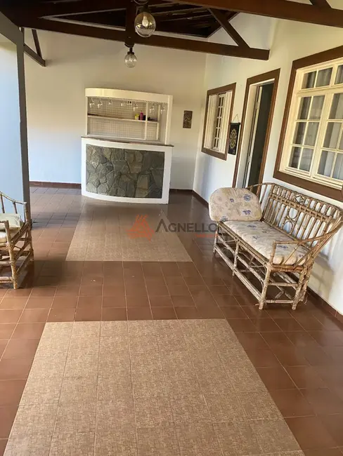 Casa com 4 quartos à venda, 376m2 em Vila Champagnat, Franca - SP - imagem 5 Foto 5 de Casa com 4 quartos à venda, 376m2 em Vila Champagnat, Franca - SP