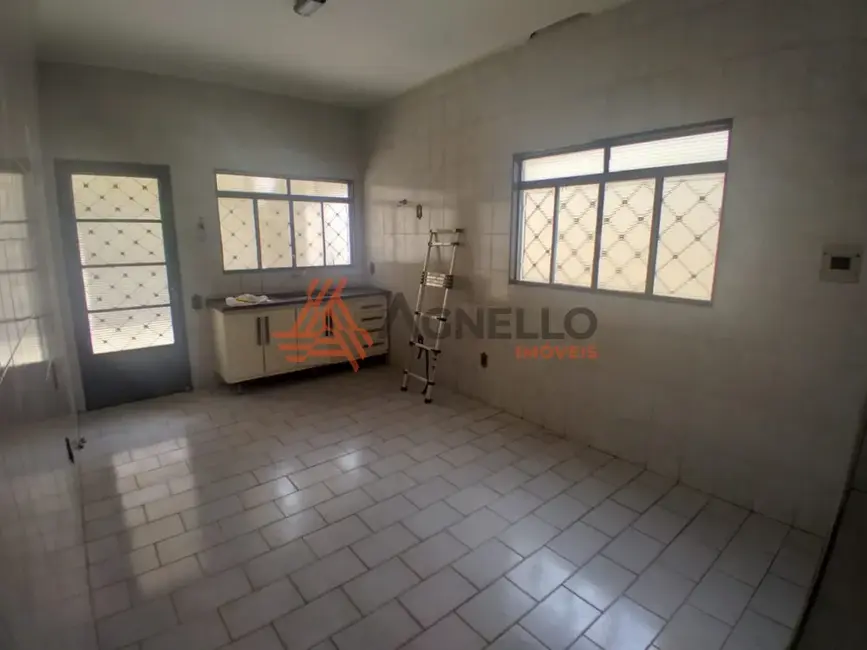 Foto 5 de Casa com 3 quartos à venda, 162m2 em Jardim Primavera, Franca - SP