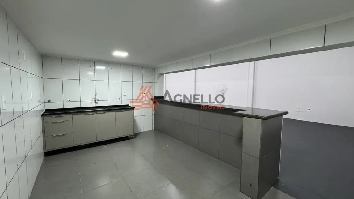 Foto 3 de Armazém / Galpão para alugar, 441m2 em Residencial Itapuã, Franca - SP