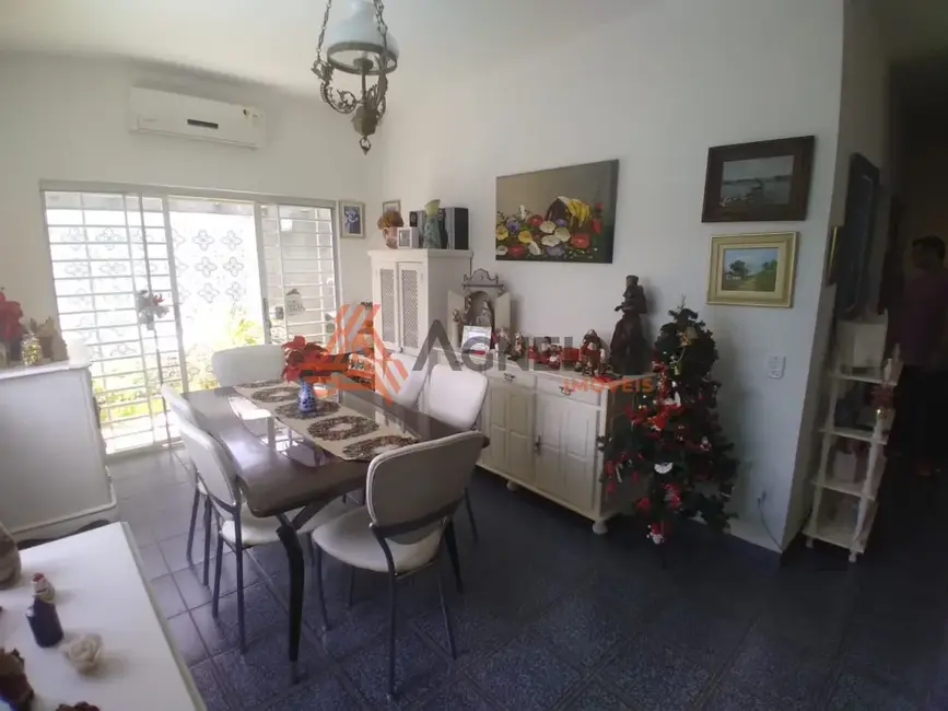 Foto 6 de Casa com 3 quartos à venda, 206m2 em Jardim Francano, Franca - SP