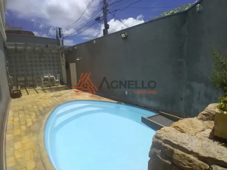 Foto 2 de Casa com 3 quartos à venda, 206m2 em Jardim Francano, Franca - SP