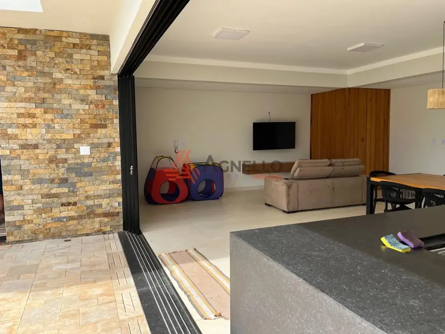 Foto 3 de Casa com 3 quartos à venda, 246m2 em Jardim Lima, Franca - SP