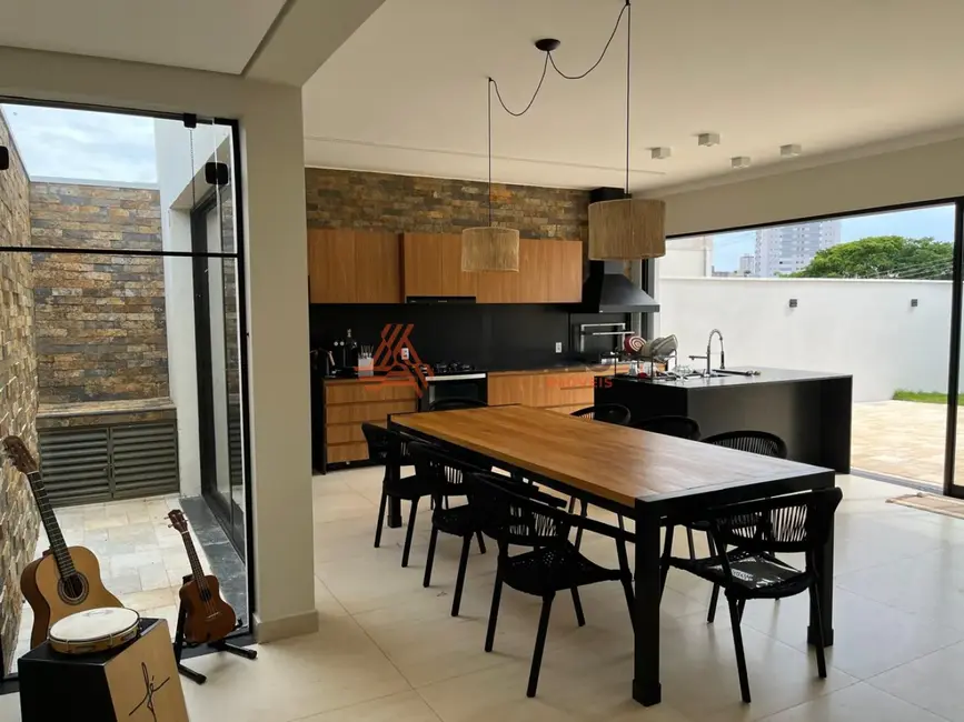 Foto 4 de Casa com 3 quartos à venda, 246m2 em Jardim Lima, Franca - SP