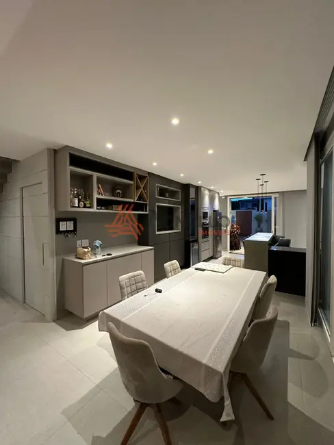 Foto 3 de Casa de Condomínio com 3 quartos à venda, 236m2 em Village Santa Georgina, Franca - SP