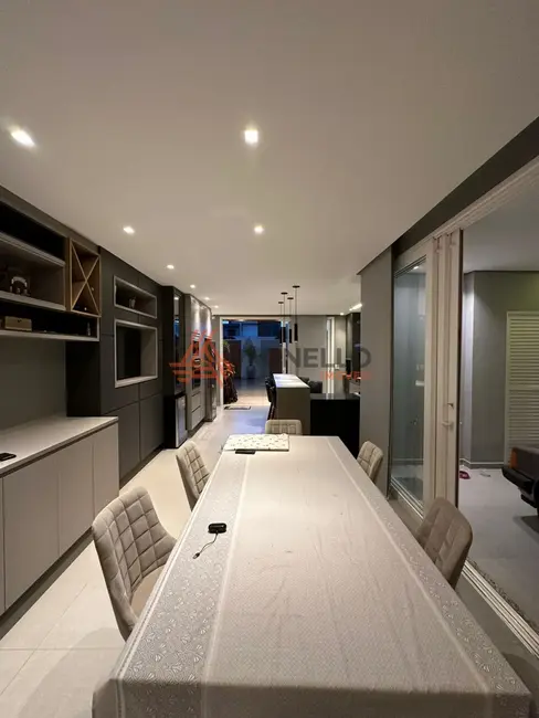 Foto 2 de Casa de Condomínio com 3 quartos à venda, 236m2 em Village Santa Georgina, Franca - SP