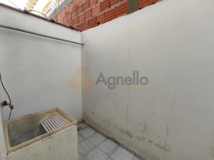 Foto 6 de Kitnet com 1 quarto para alugar, 28m2 em Chácara Santo Antônio, Franca - SP