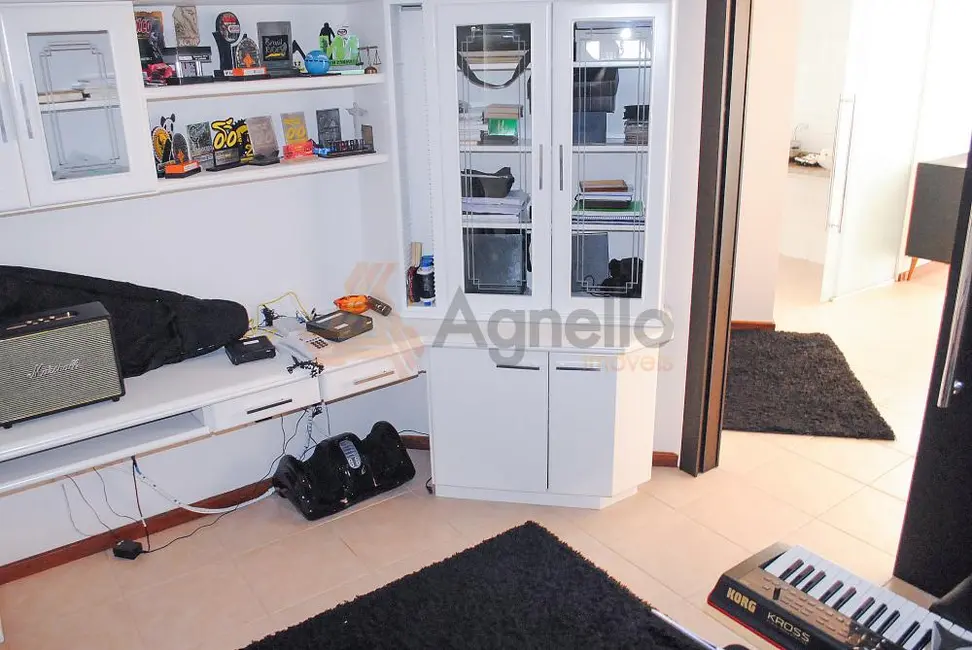 Foto 6 de Casa com 3 quartos à venda, 249m2 em Residencial Paraíso, Franca - SP