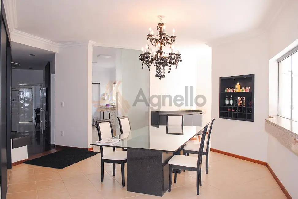 Foto 3 de Casa com 3 quartos à venda, 249m2 em Residencial Paraíso, Franca - SP