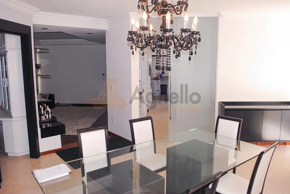 Foto 2 de Casa com 3 quartos à venda, 249m2 em Residencial Paraíso, Franca - SP