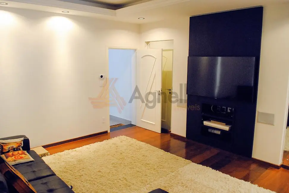 Foto 5 de Casa com 3 quartos à venda, 249m2 em Residencial Paraíso, Franca - SP