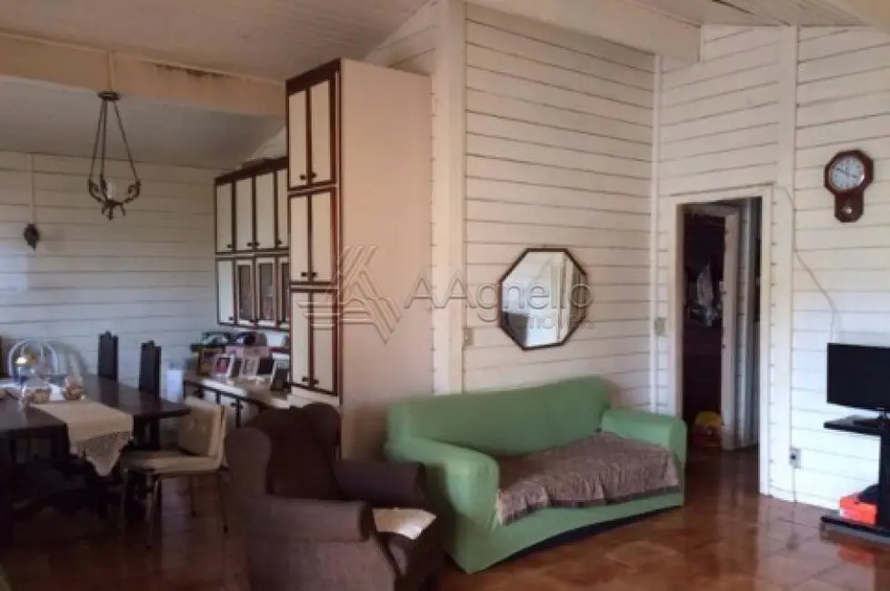 Foto 2 de Casa com 3 quartos à venda, 149m2 em São José, Franca - SP