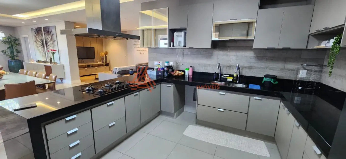 Foto 7 de Cobertura com 3 quartos à venda, 225m2 em Vila Industrial, Franca - SP