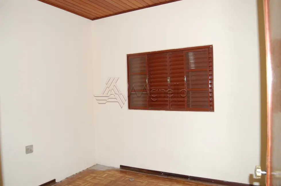 Casa com 3 quartos à venda, 120m2 em Centro, Franca - SP - imagem 9 Foto 9 de Casa com 3 quartos à venda, 120m2 em Centro, Franca - SP