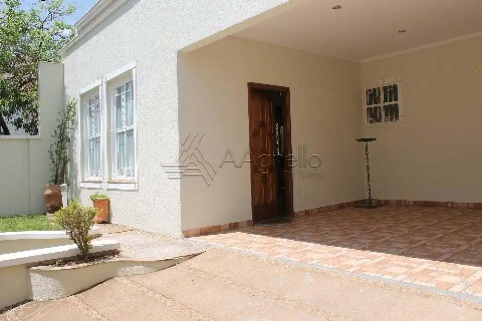 Foto 1 de Casa com 3 quartos à venda, 260m2 em Parque dos Lima, Franca, SP