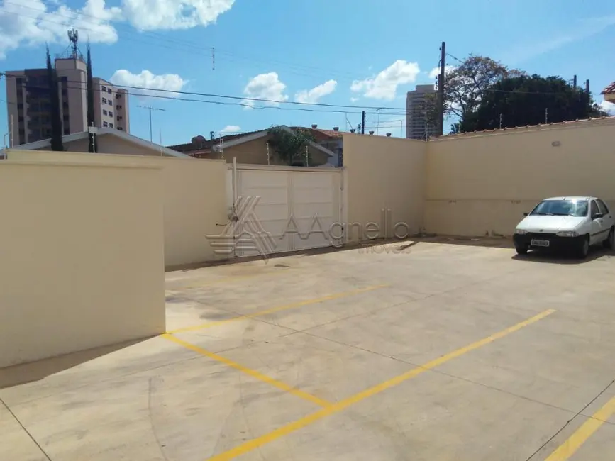 Foto 2 de Apartamento com 2 quartos à venda, 63m2 em Vila Aparecida, Franca - SP