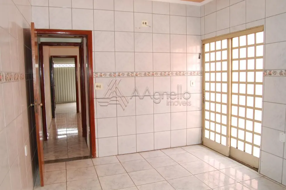 Foto 9 de Casa com 3 quartos à venda, 173m2 em Vila Aparecida, Franca - SP