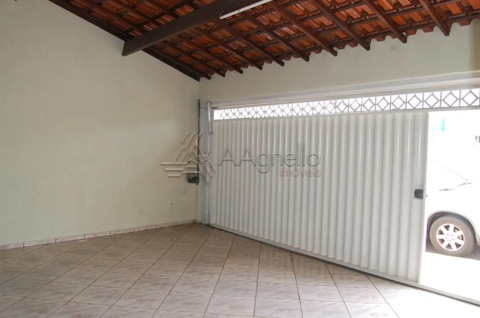 Foto 3 de Casa com 3 quartos à venda, 173m2 em Vila Aparecida, Franca - SP