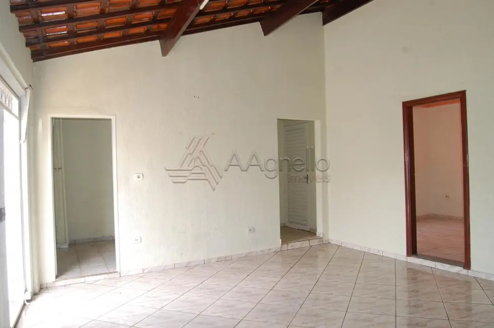 Foto 4 de Casa com 3 quartos à venda, 173m2 em Vila Aparecida, Franca - SP