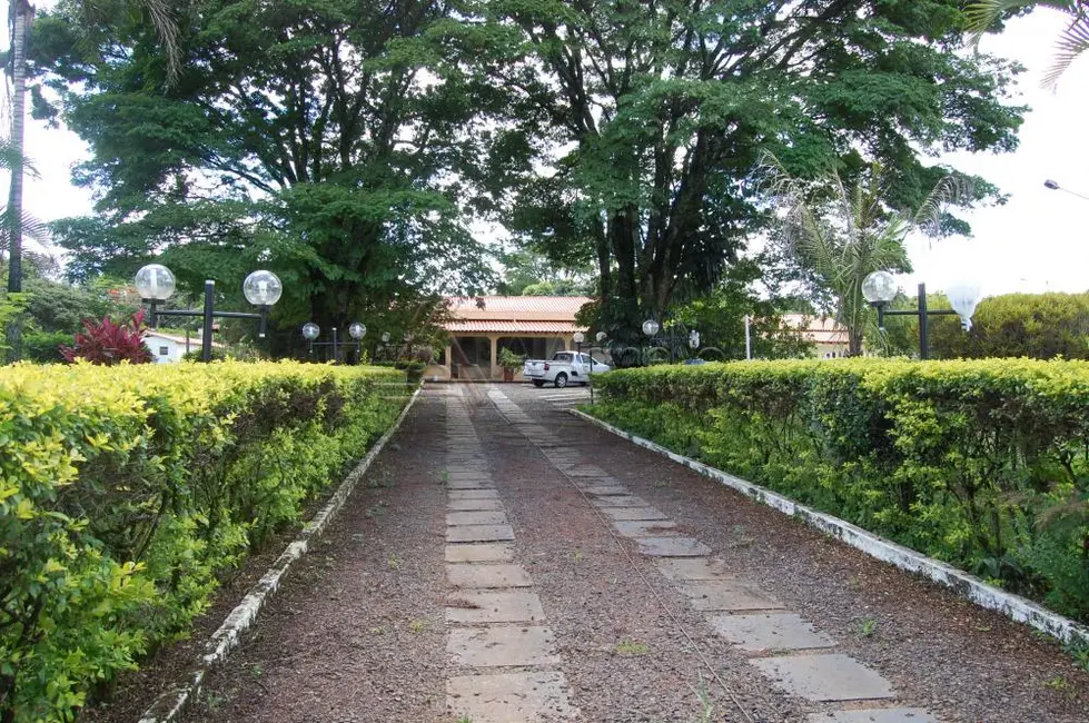 Foto 2 de Fazenda / Haras com 5 quartos à venda, 600m2 em Franca - SP