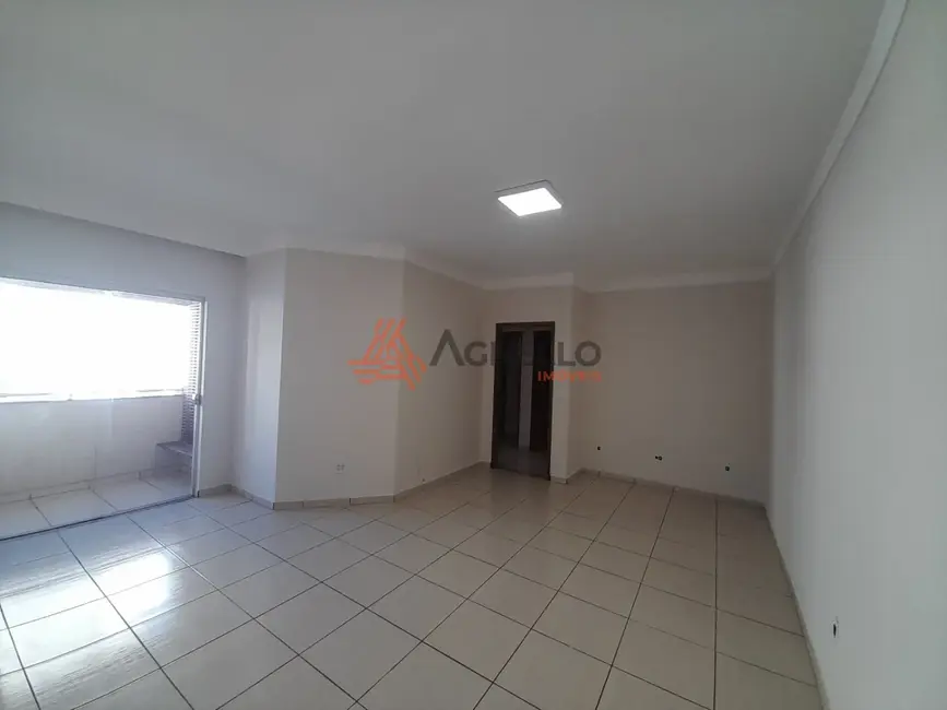 Foto 1 de Apartamento com 3 quartos à venda, 93m2 em Residencial Amazonas, Franca - SP