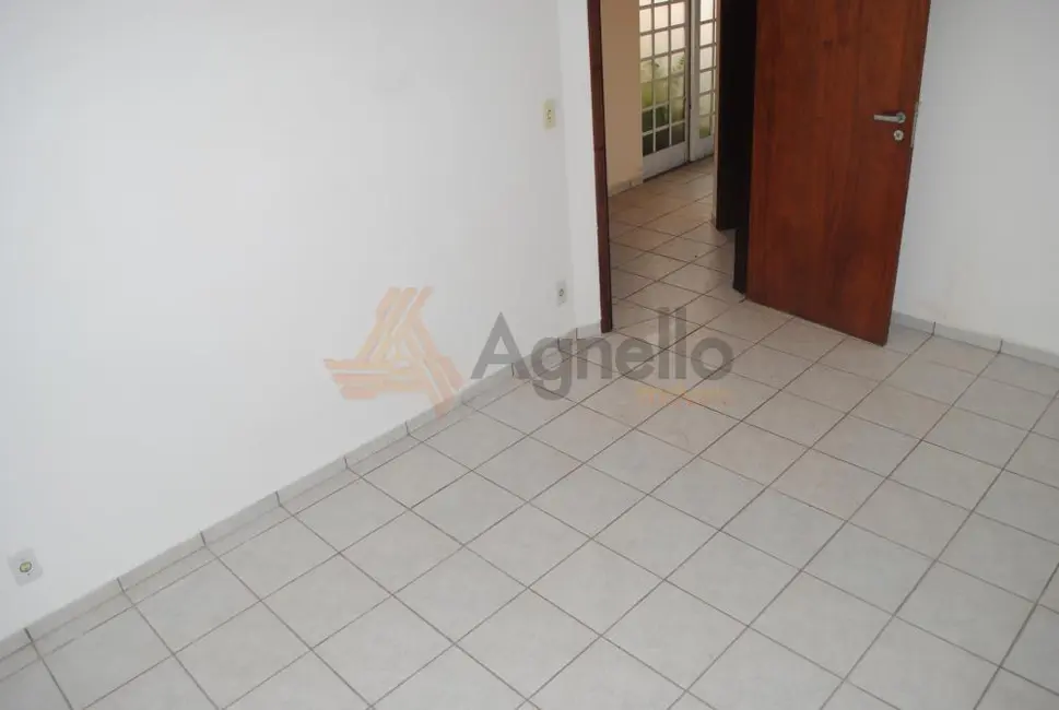 Foto 8 de Casa com 2 quartos à venda, 90m2 em São Joaquim, Franca - SP