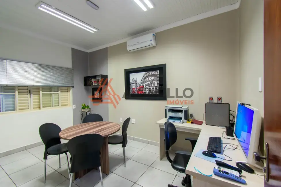 Foto 1 de Sala Comercial à venda, 159m2 em Centro, Franca - SP