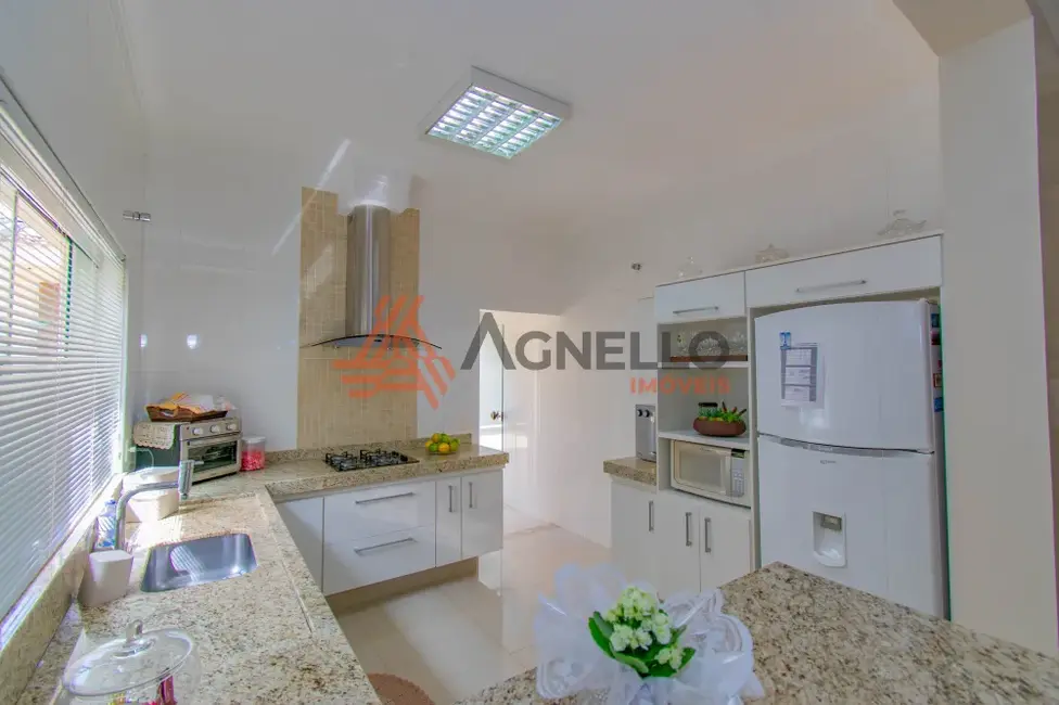 Foto 4 de Casa com 4 quartos à venda, 263m2 em Parque Moema, Franca - SP